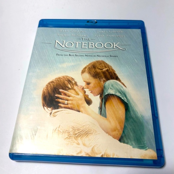 The Notebook Blu-Ray, DVD, Digital Code Combo Pack. - Picture 1 of 3